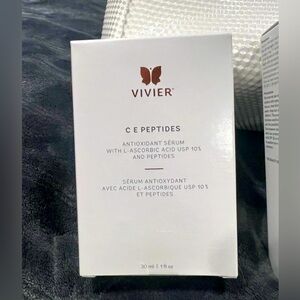 Vivier C E PEPTIDES